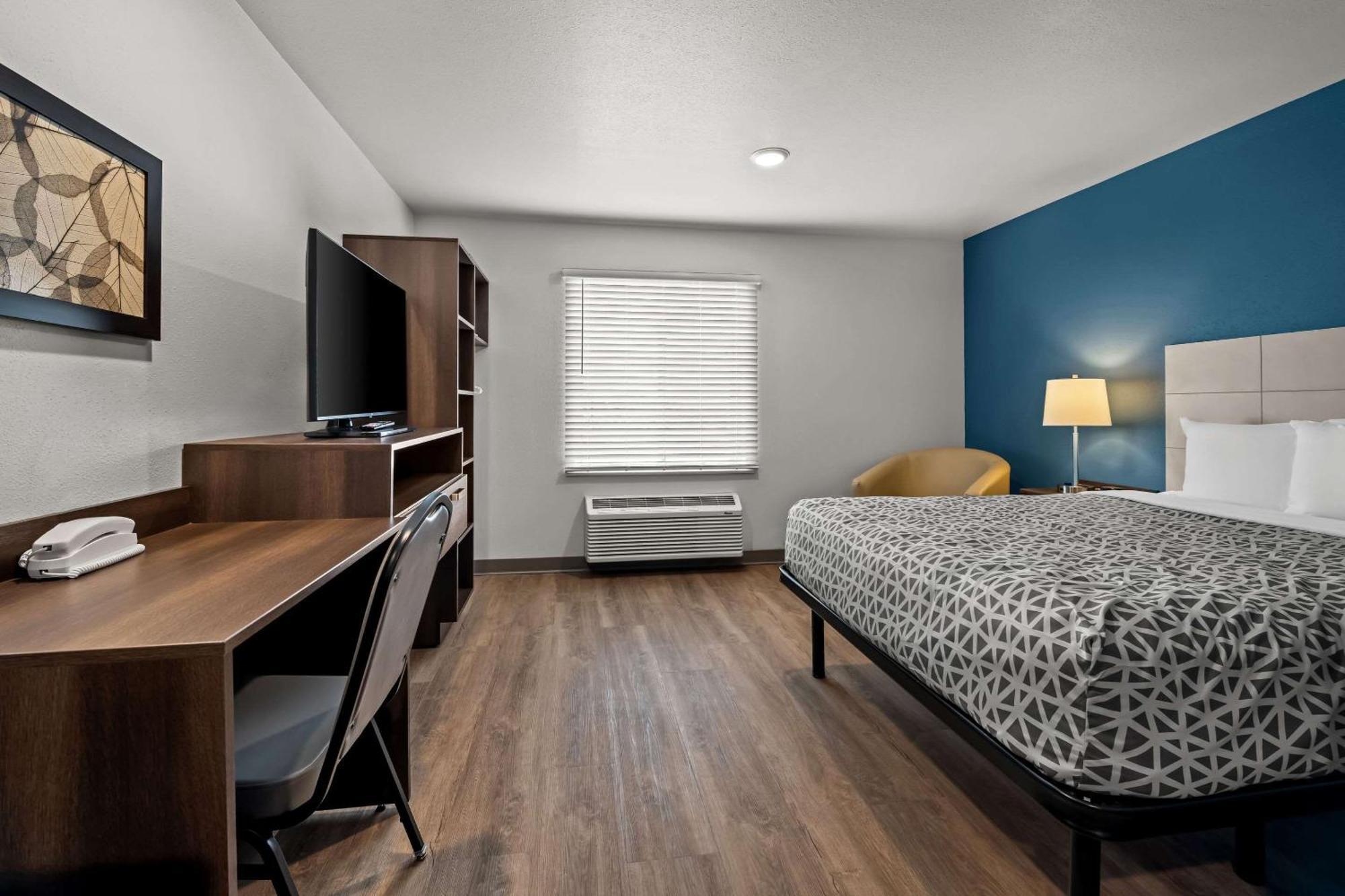 Woodspring Suites Loves Park - Rockford Exterior photo